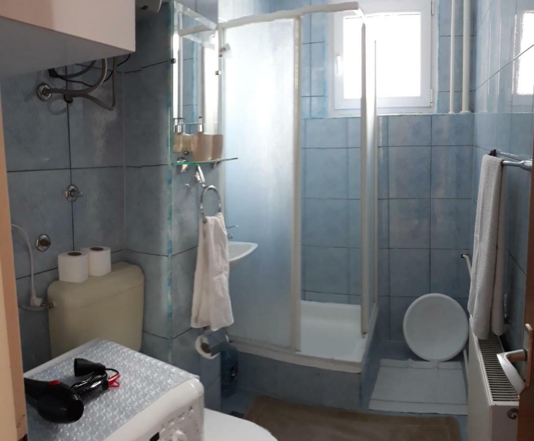Ambrela 2 Apartment *