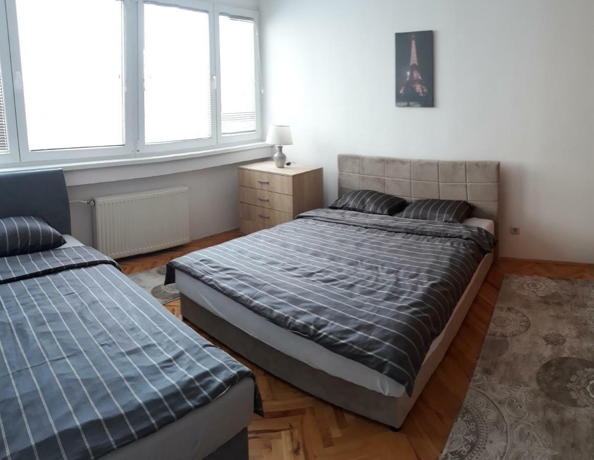 Ambrela 2 Apartment *